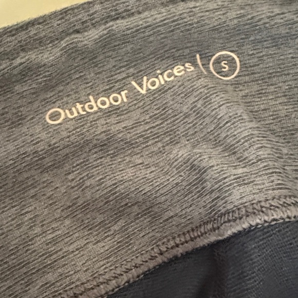 Outdoor Voices Kids Navy and Gray Leggings - Picture 3 of 3